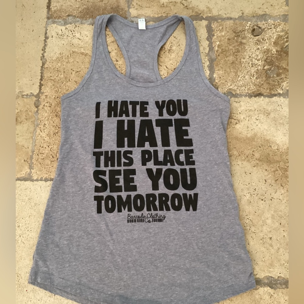 Next Level razorback tank top-SZ L
Pit to pit 15”
Length 26”
T2